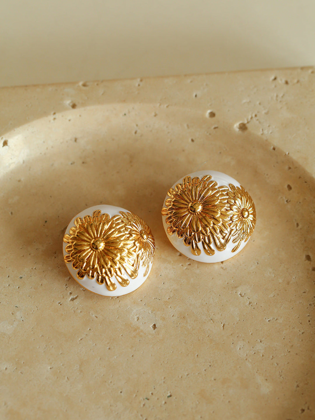 Enamel Glaze Round Chrysanthemum Earrings