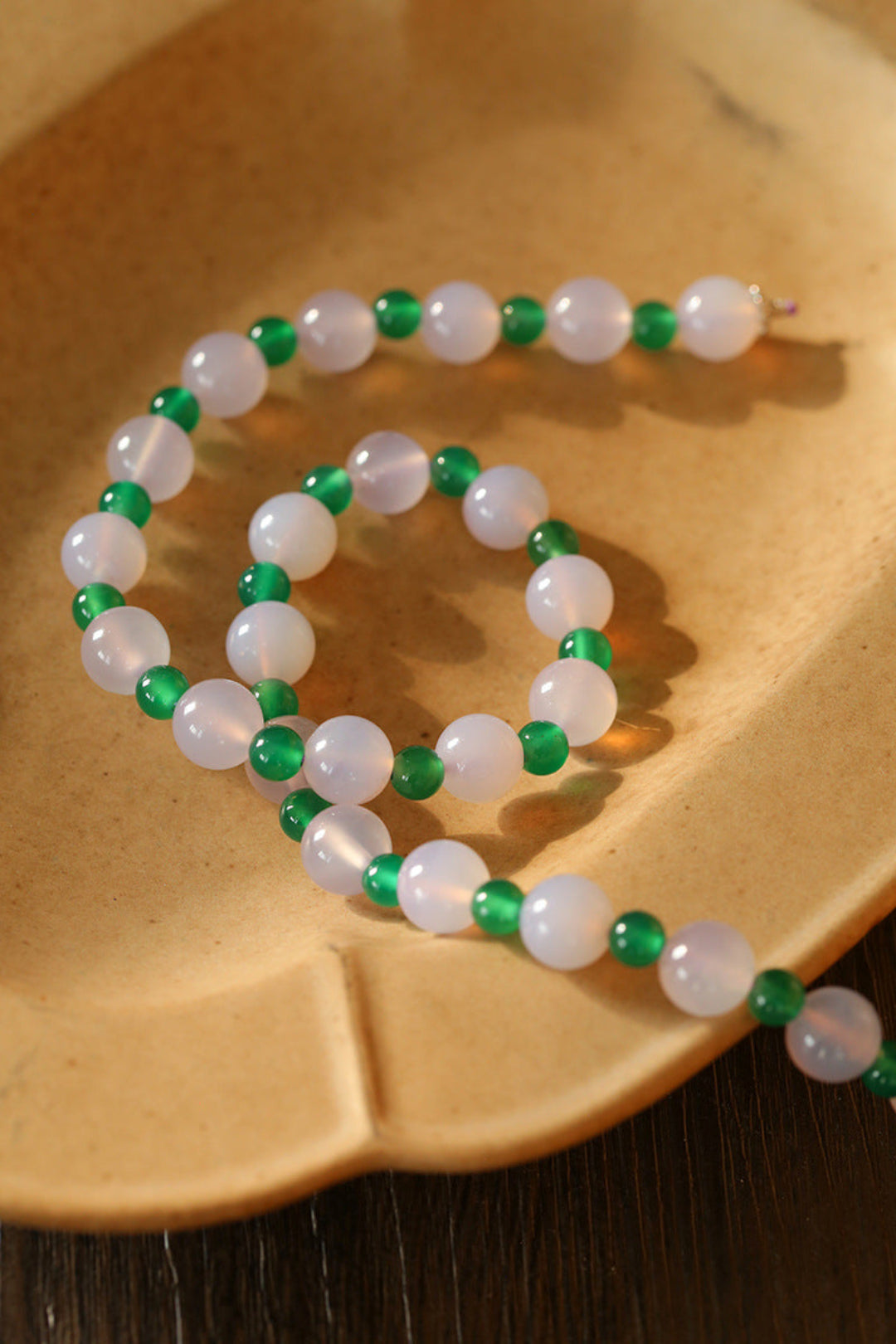 Spring Heartbeat Green Agate Necklace