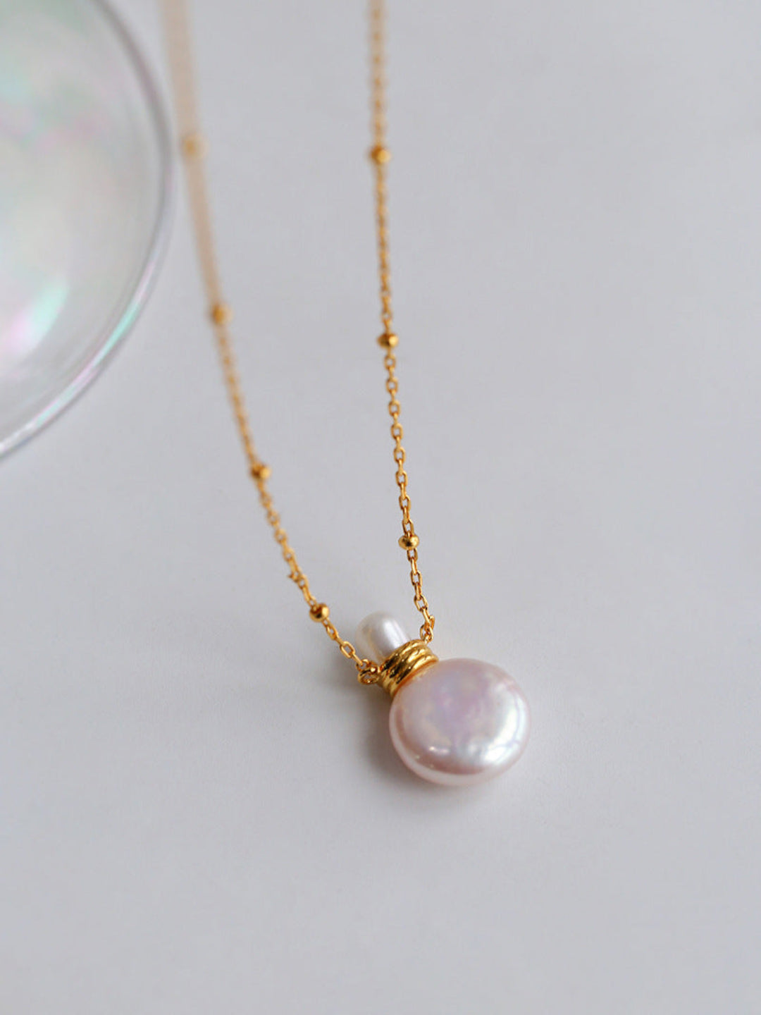 Perfume Bottle Shape Chain Pearl Necklace