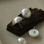 Flying Saucer Cotton Pearl Stud Earrings