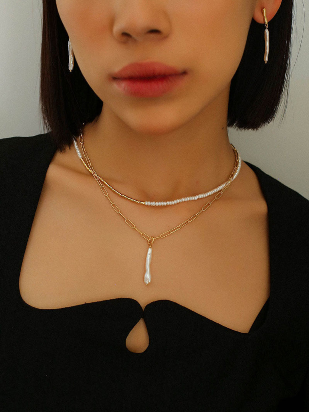 Gold Chain Baroque Pearl Necklace