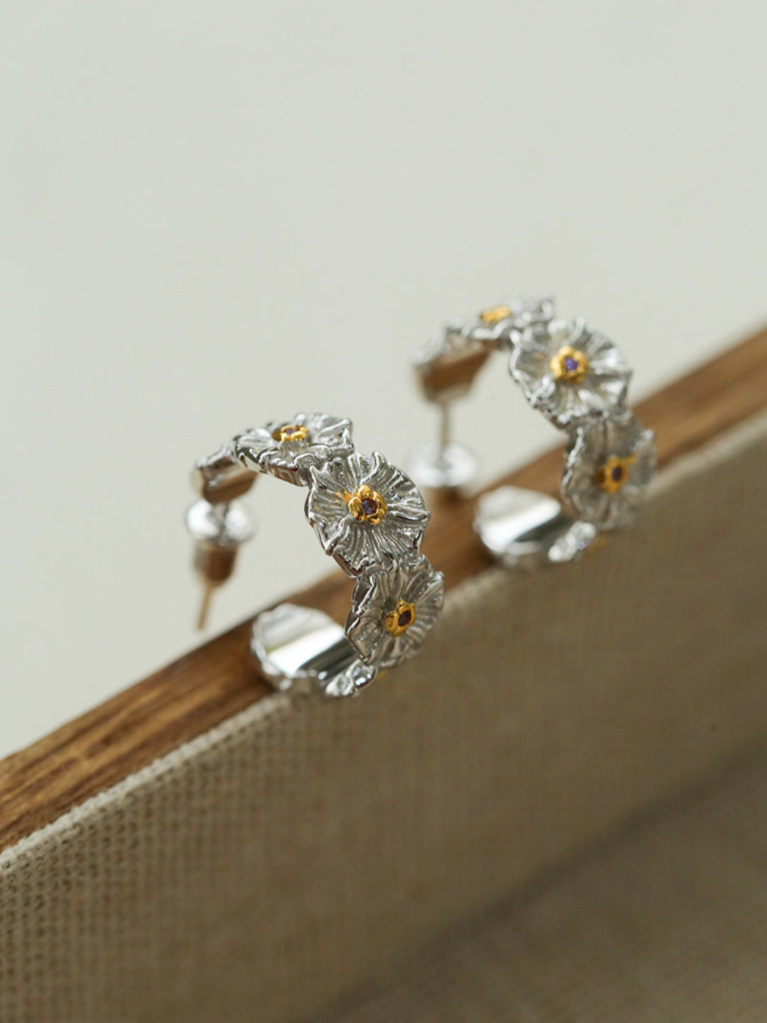 S925 Silver Little Daisy Earrings