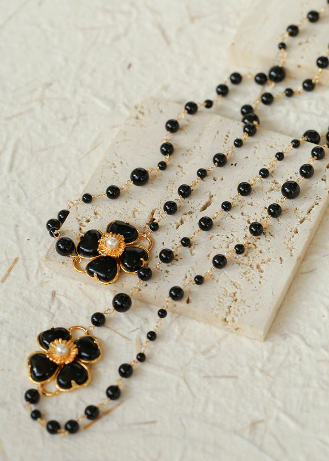 Classic Black Agate Four-leaf Clover Long Necklace