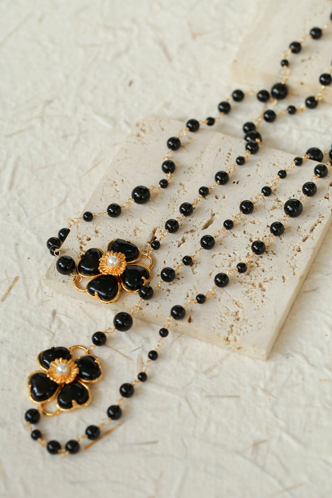 Classic Black Agate Four-leaf Clover Long Necklace