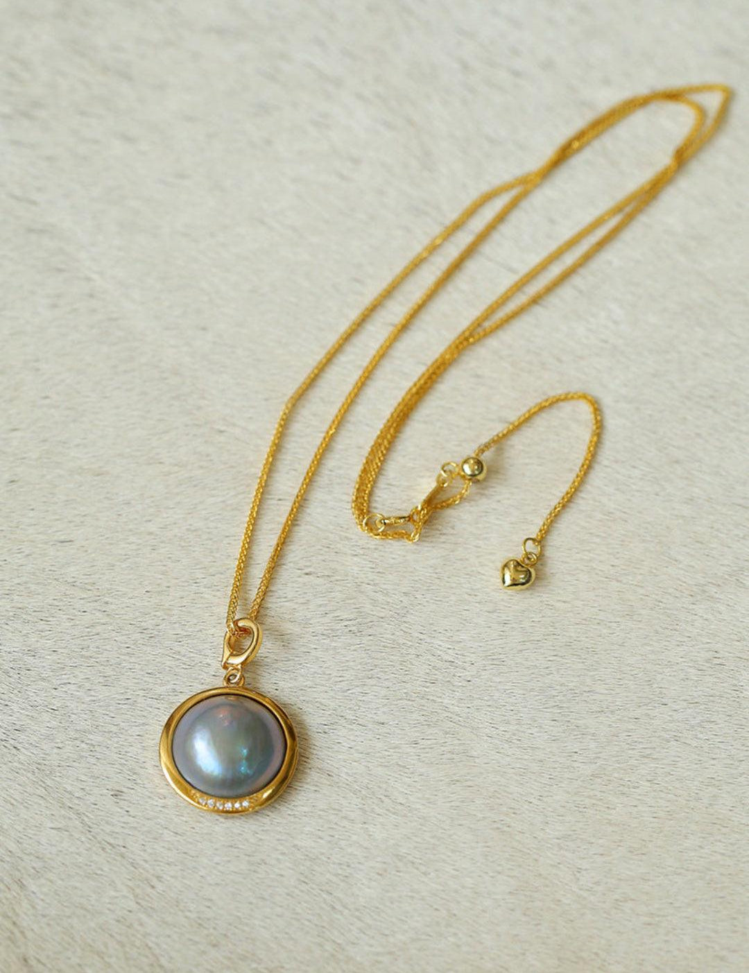 Zircon Seawater Mabe Pearl Pendant Necklace - Gembea Jewelry