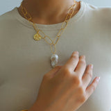 Metal Chain Baroque Pearl Pendant Necklace