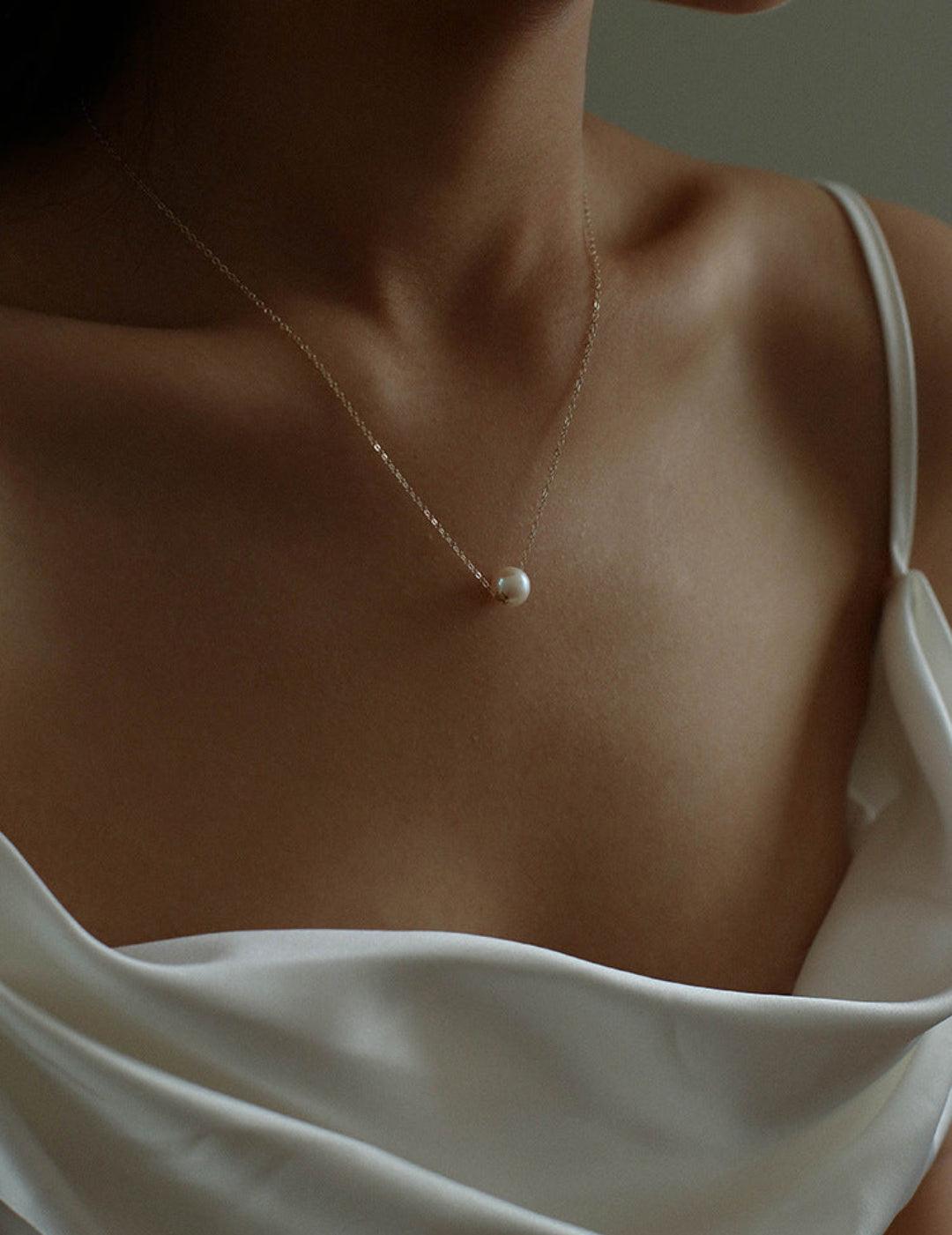 Love and the City C Model Chain Pearl Necklace - Gembea Jewelry