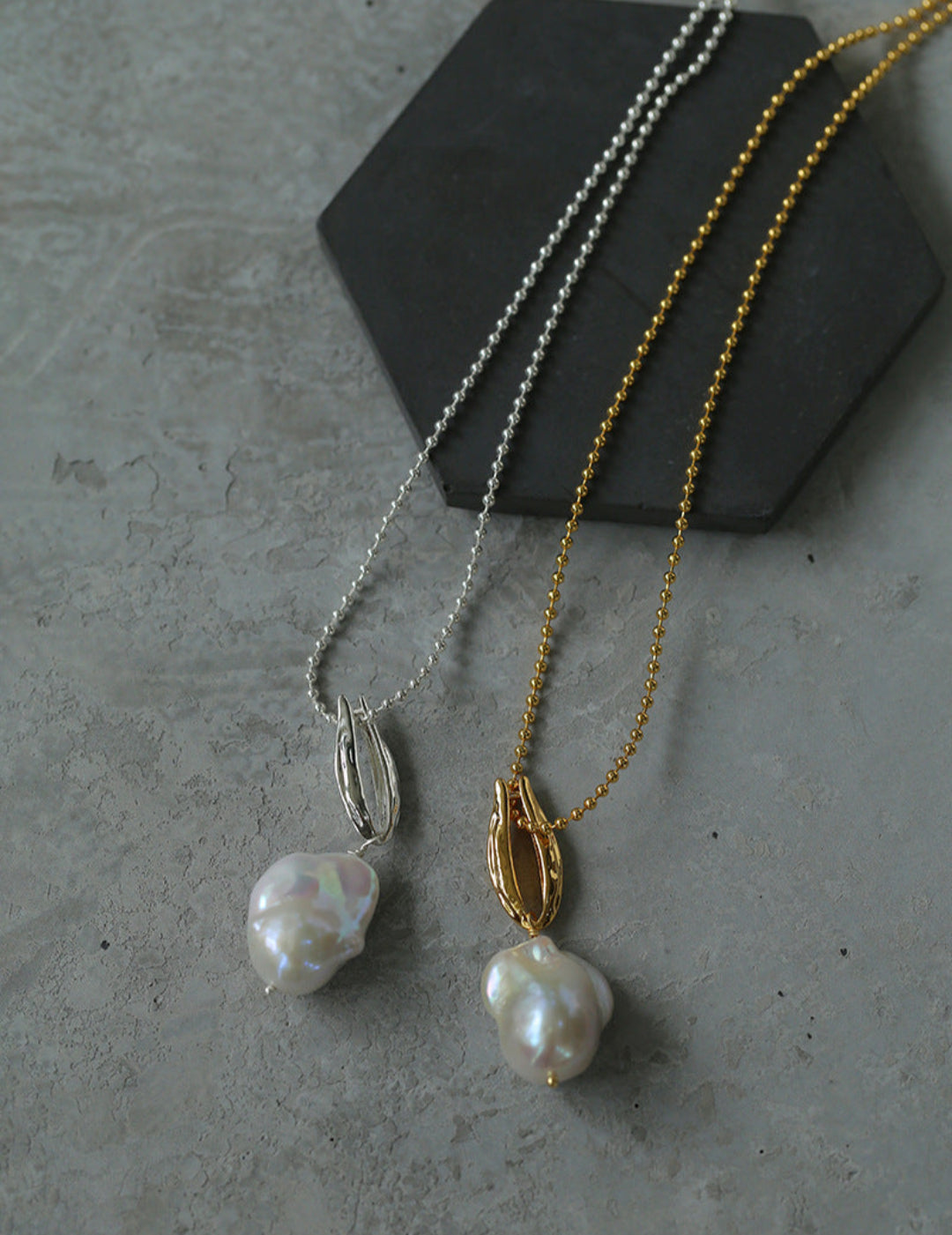 Willow Leaf Baroque Pearl Pendant Necklace