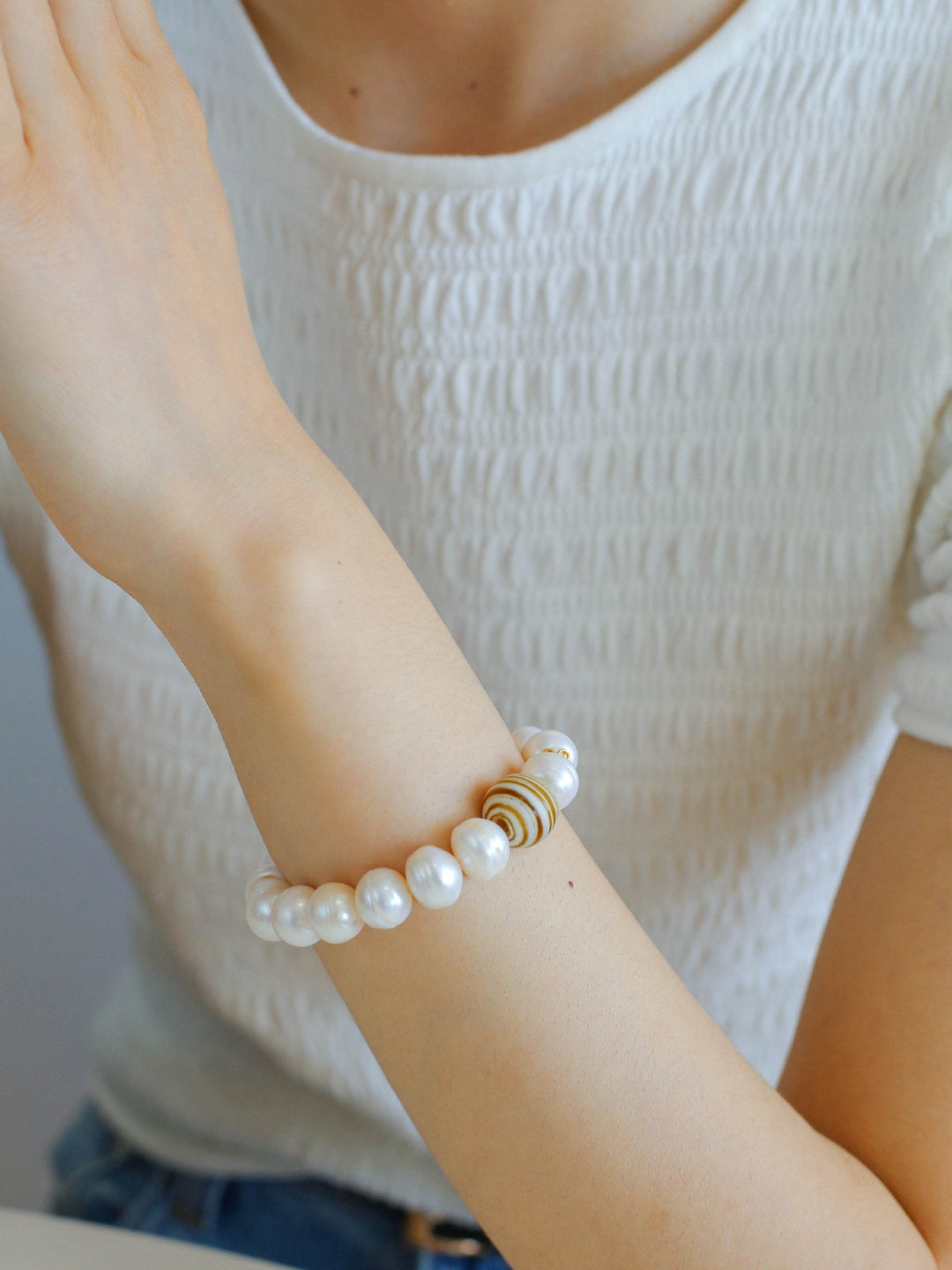 Threaded Glass Old Pearl Bracelet