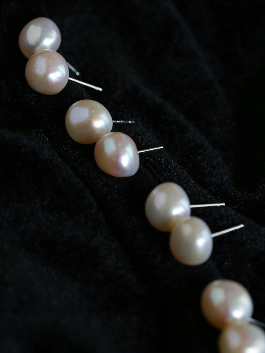 Baroque Pearl Stud Earrings - Gembea Jewelry