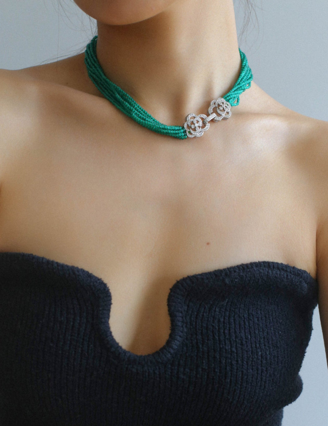 Camellia Bucklei Multi-layer Green Necklace