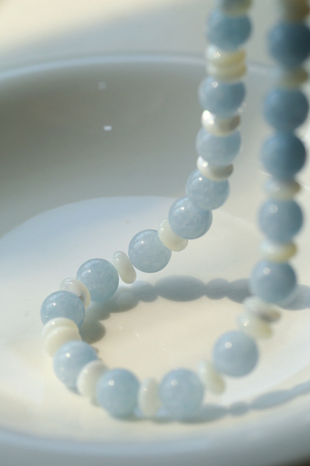 Gembea Jewelry Aquamarine White Scallop Beaded Necklace