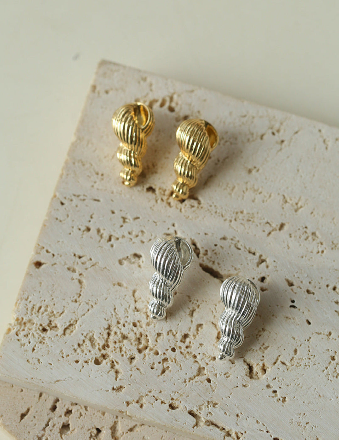 Spiral Grain Conch Stud Earrings