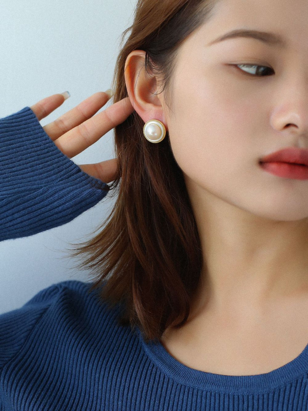 Button Freshwater Pearl Stud Earrings