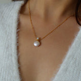 Perfume Bottle Shape Chain Pearl Necklace