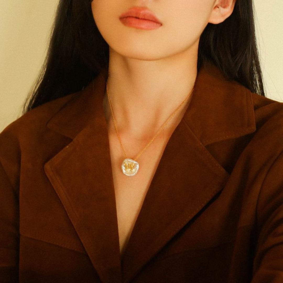 Petal Baroque Pearl 26-Letter Chain Necklace - Gembea Jewelry