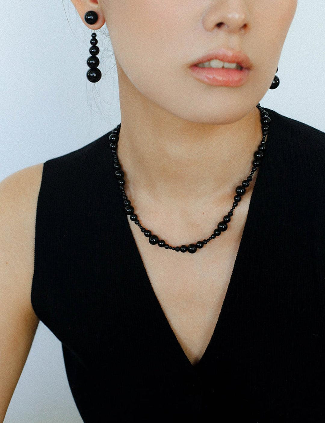 Graded Black and Red Agate Drop Earrings - Gembea Jewelry