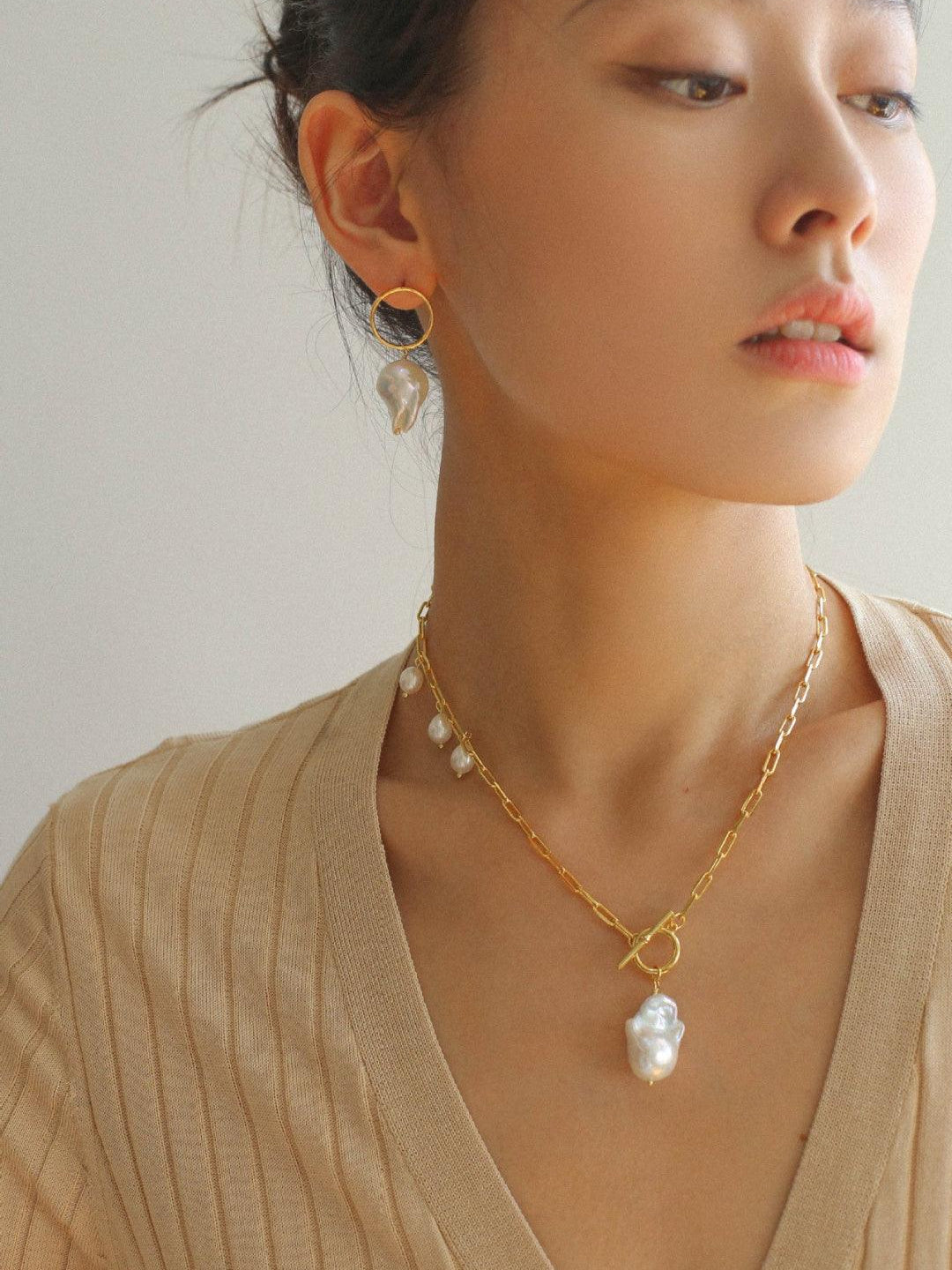 Metal Circle Baroque Pearl Drop Earrings - Gembea Jewelry