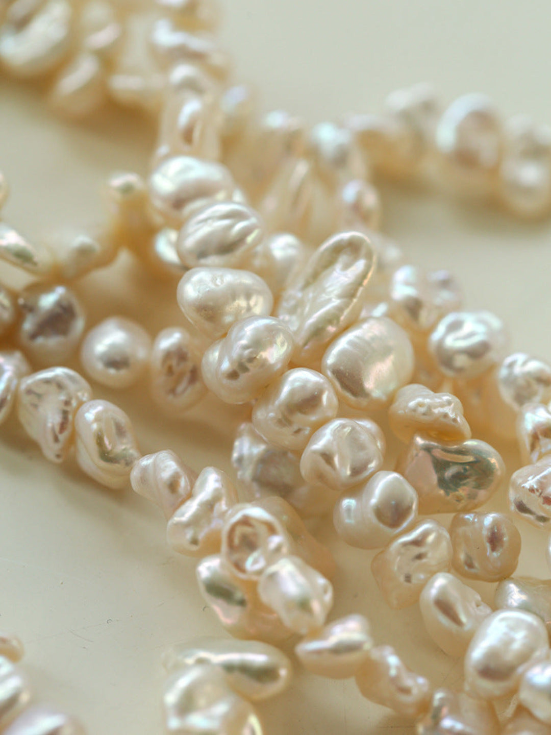 Irregular Baroque Pearl Beaded Necklace