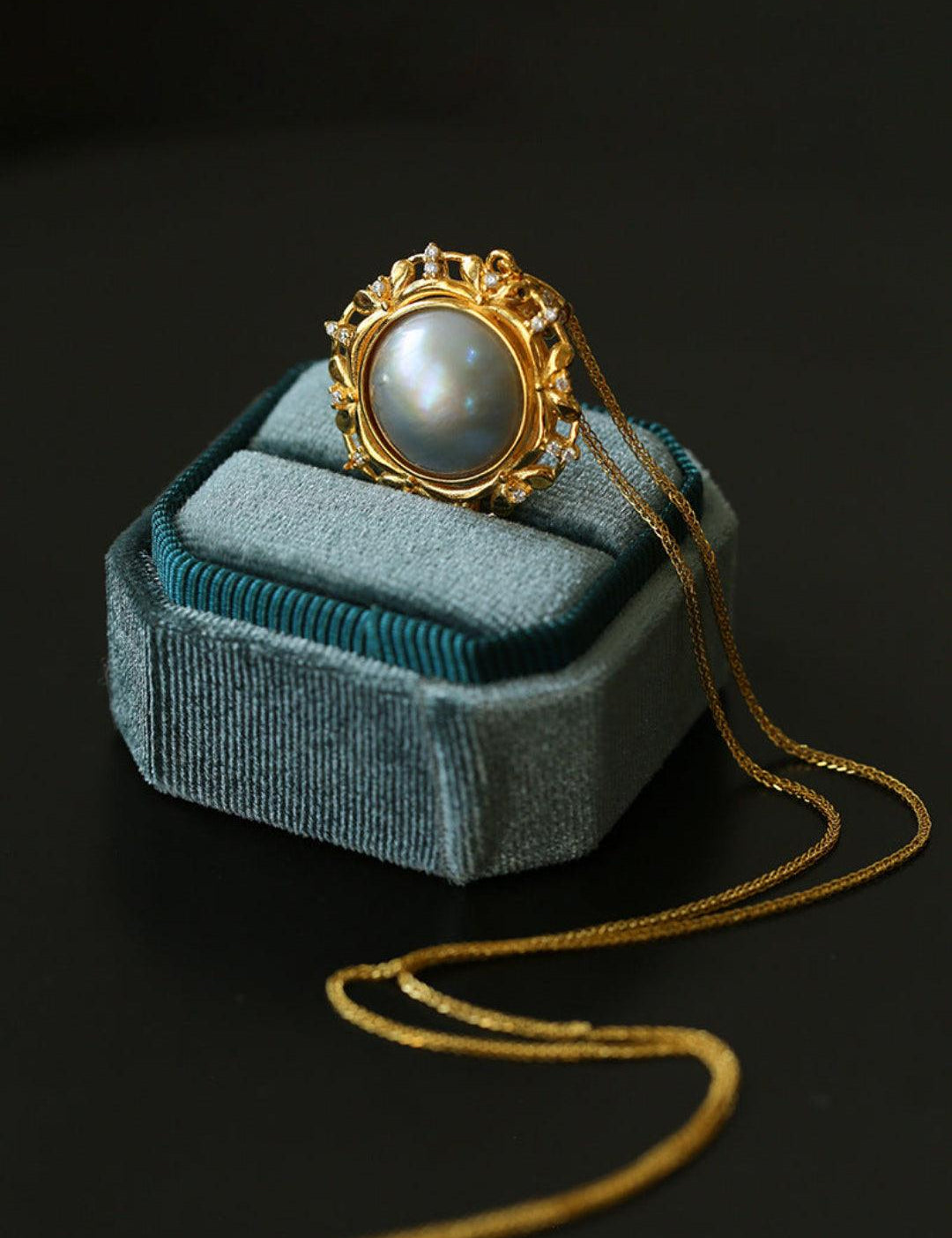 Hollow Seawater Mabe Pearl Pendant Necklace - Gembea Jewelry