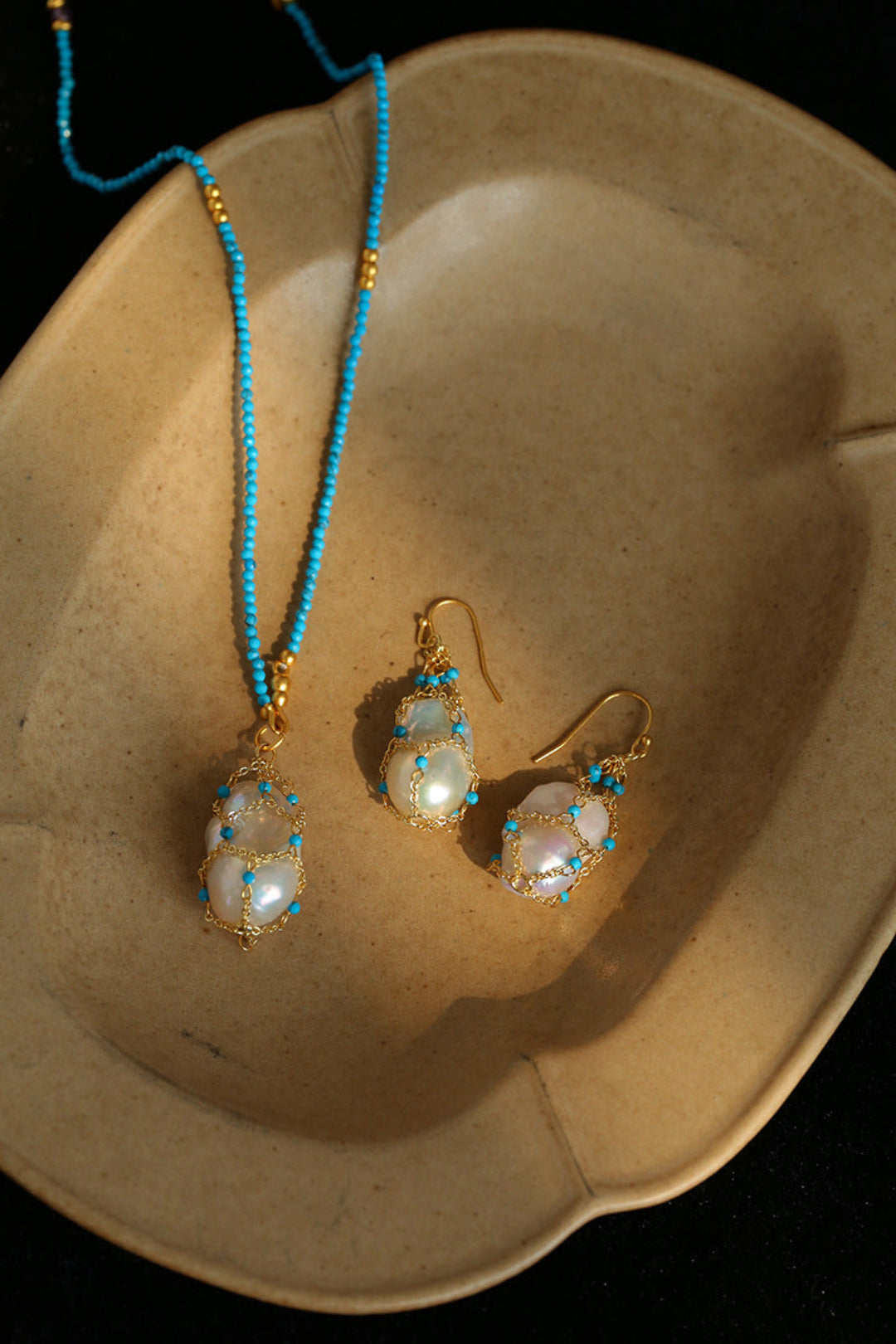 Spring Heartbeat Blue Turquoise Baroque Earrings