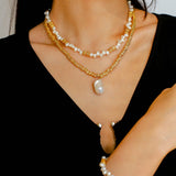 Lava Metal Gold Beans Scattered Pearl Necklace