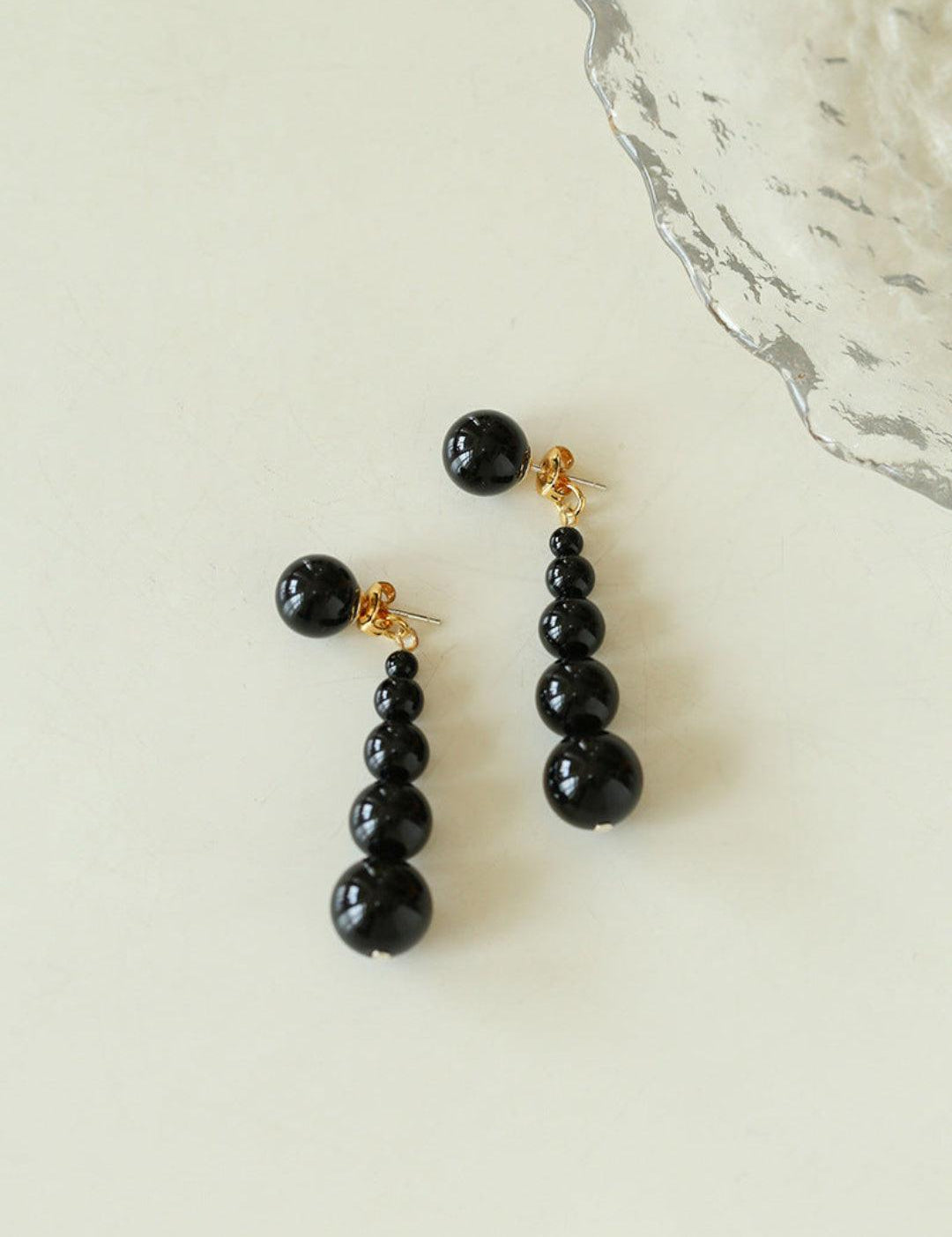 Graded Black and Red Agate Drop Earrings - Gembea Jewelry