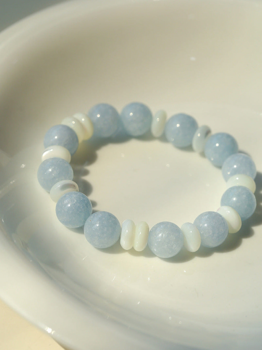 Gembea Jewelry Aquamarine White Scallop Beaded Bracelet