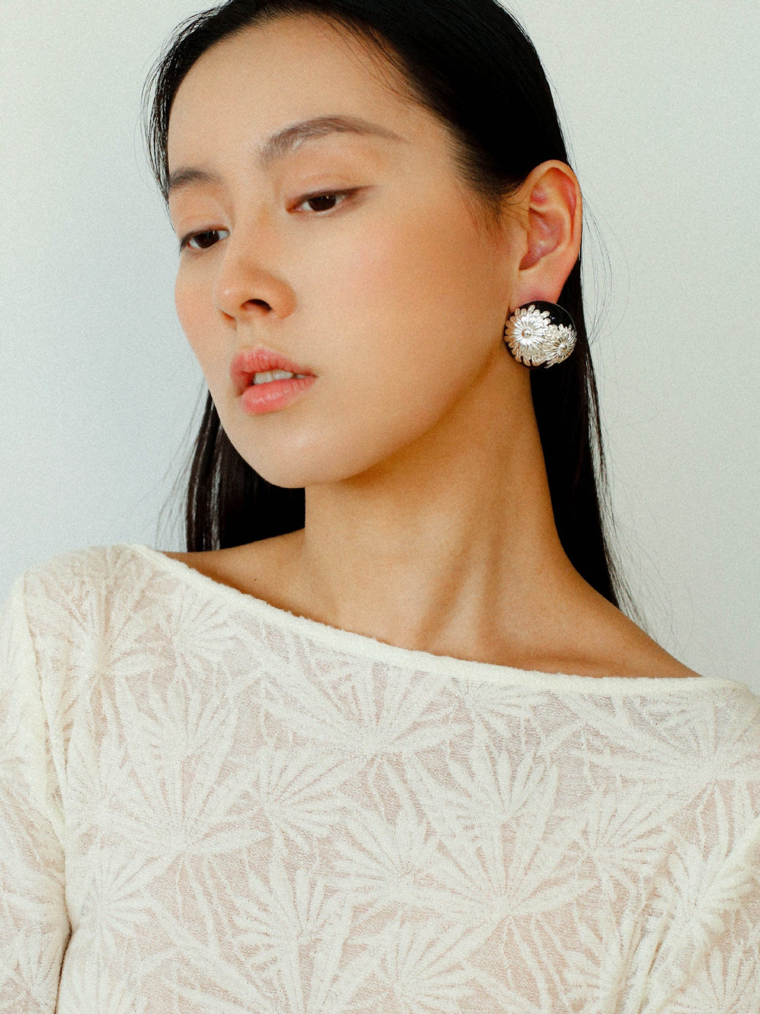 Enamel Glaze Round Chrysanthemum Earrings