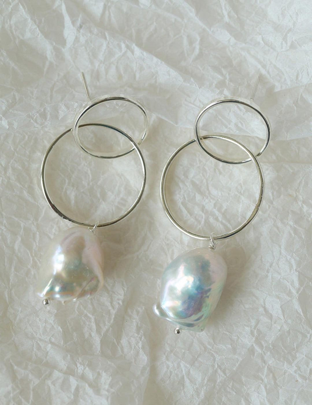 Metal Circle Baroque Pearl Drop Earrings - Gembea Jewelry