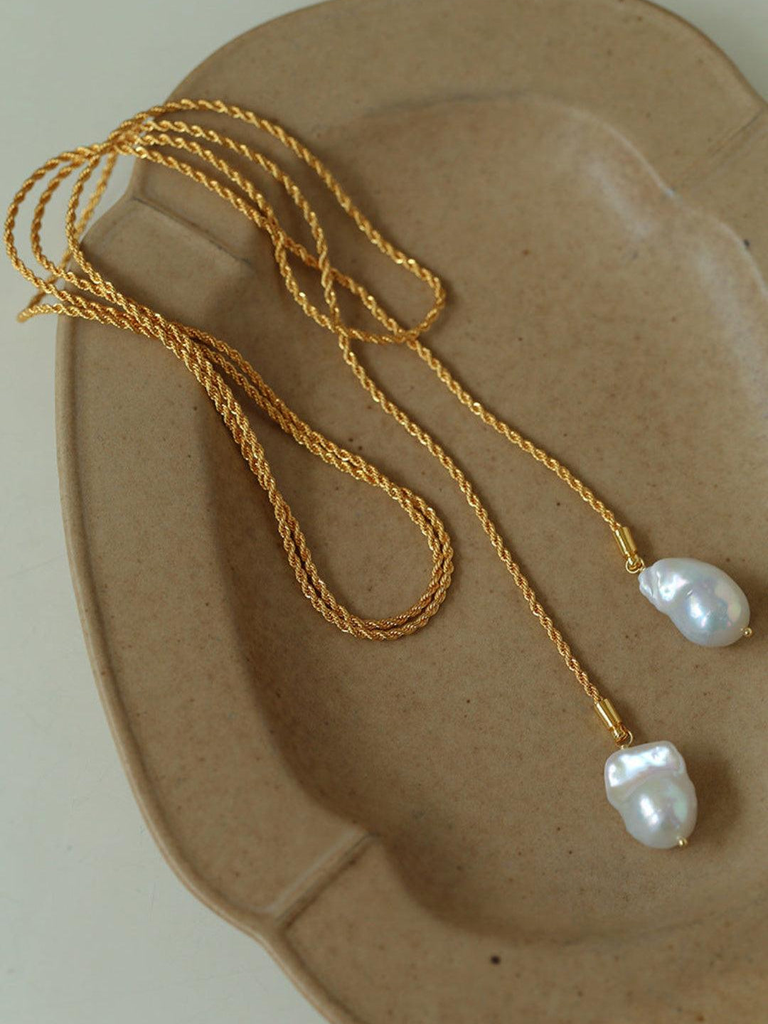 Twist Chain Baroque Pearl Necklace - Gembea Jewelry