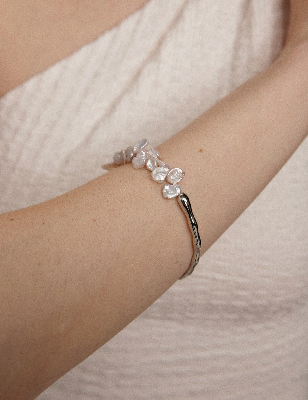 Gembea Jewelry Petal Baroque Sterling Silver Bangles Bracelet