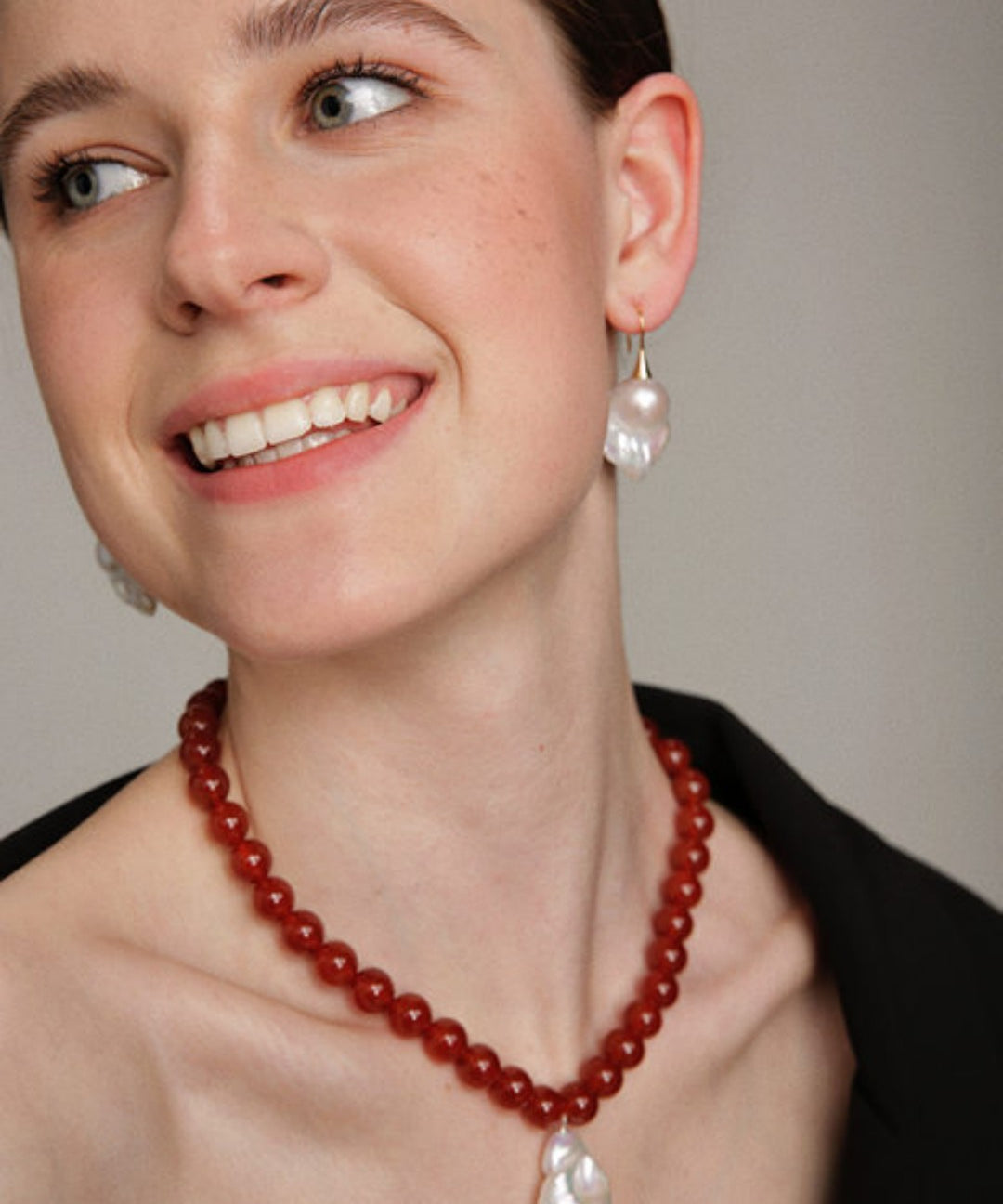 Gembea Jewelry Red Agate Baroque Pearl Pendant Necklace
