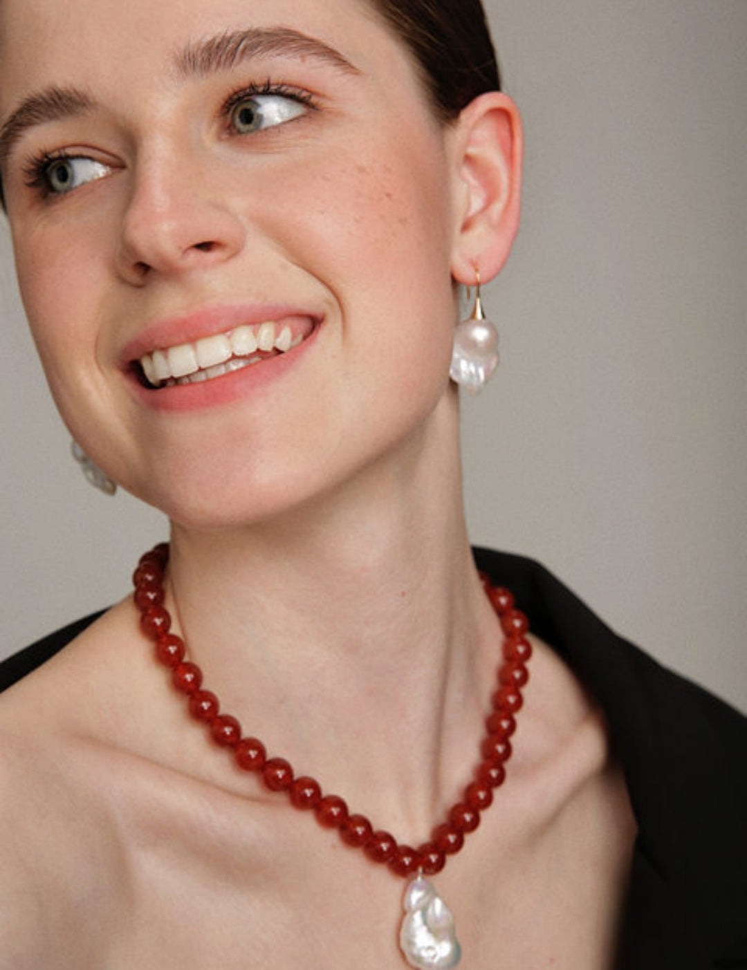 Gembea Jewelry Red Agate Baroque Pearl Pendant Necklace