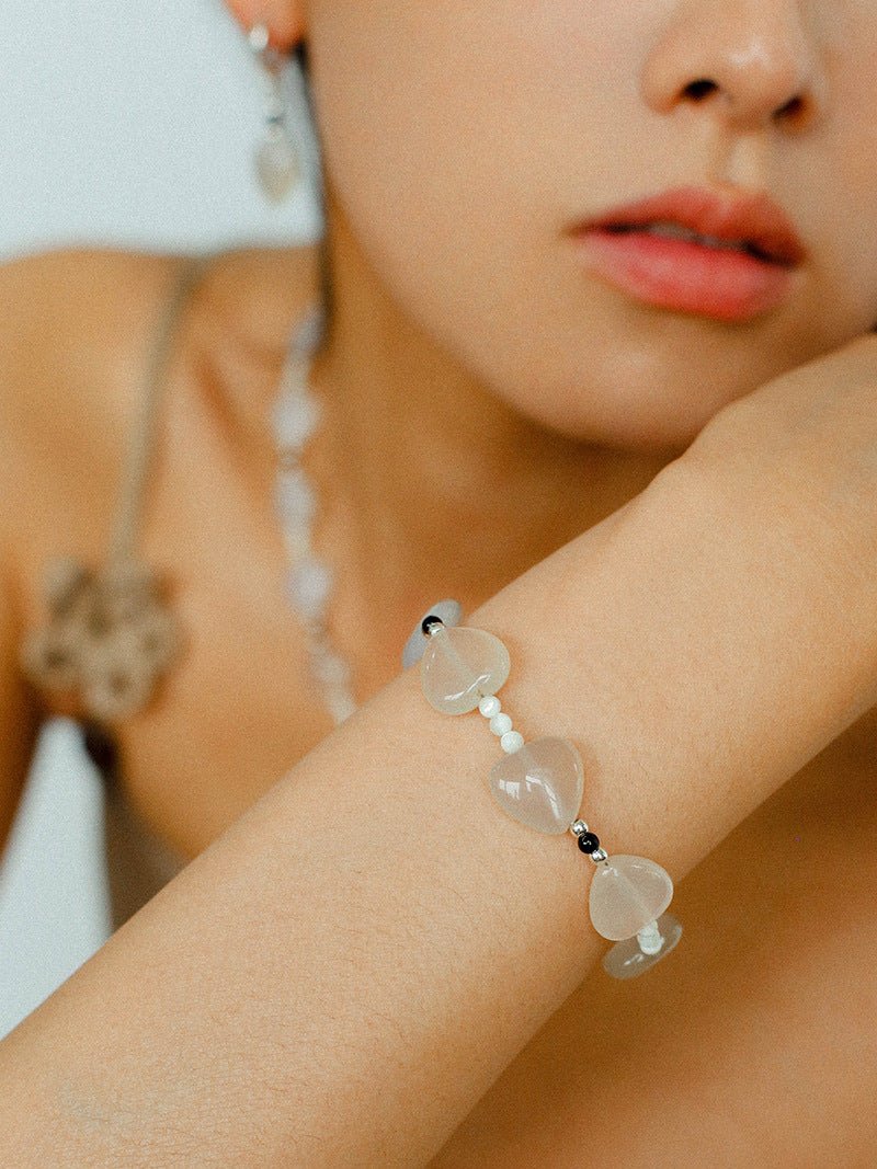 Romantic Heart-Shaped White Agate Beaded Bracelet gembea jewelry