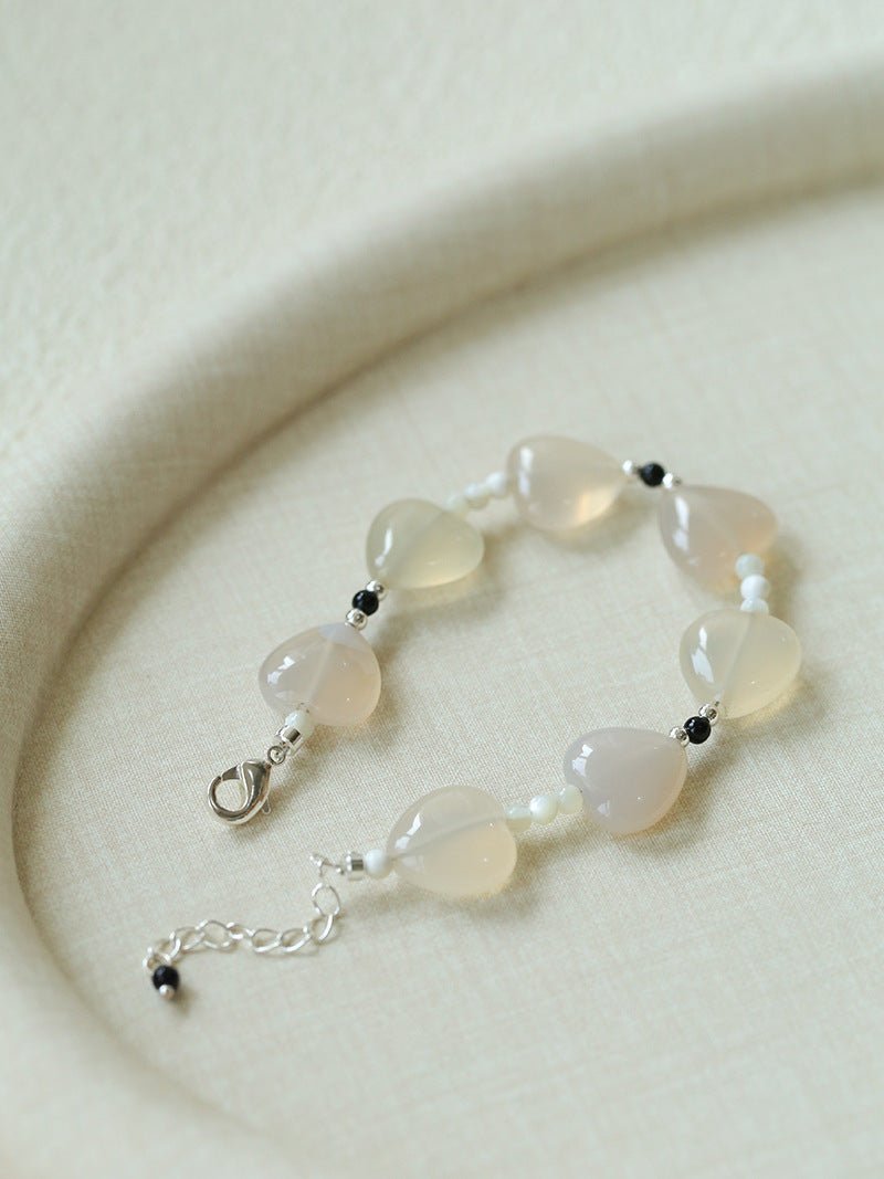 Romantic Heart-Shaped White Agate Beaded Bracelet gembea jewelry
