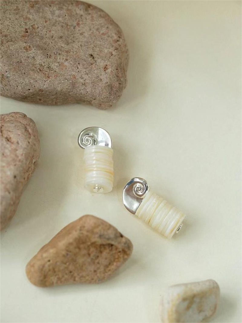 Romantic Ocean White Shell Conch Earrings gembea jewelry