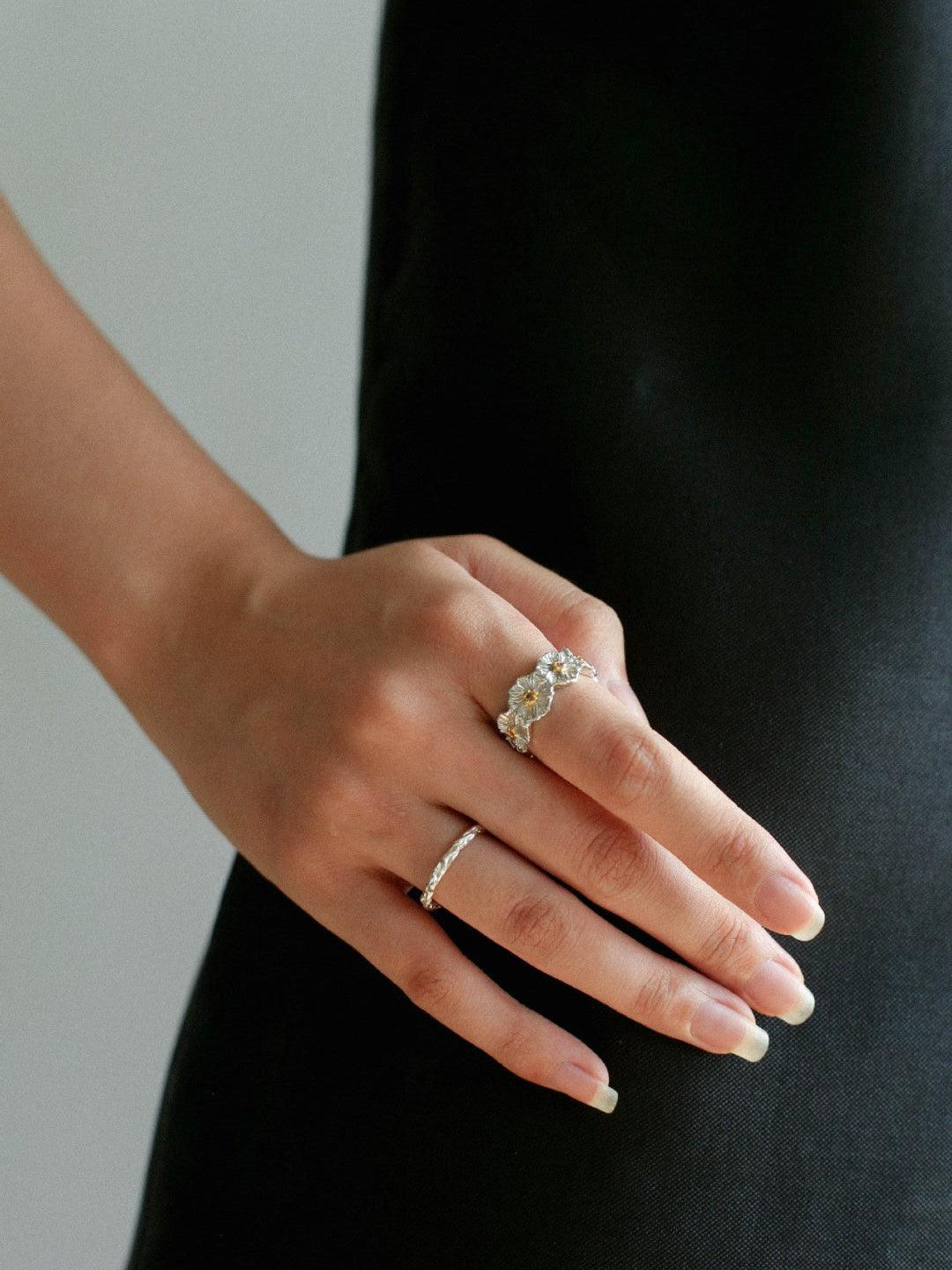 S925 Silver Little Daisy Open Set Ring - Gembea Jewelry