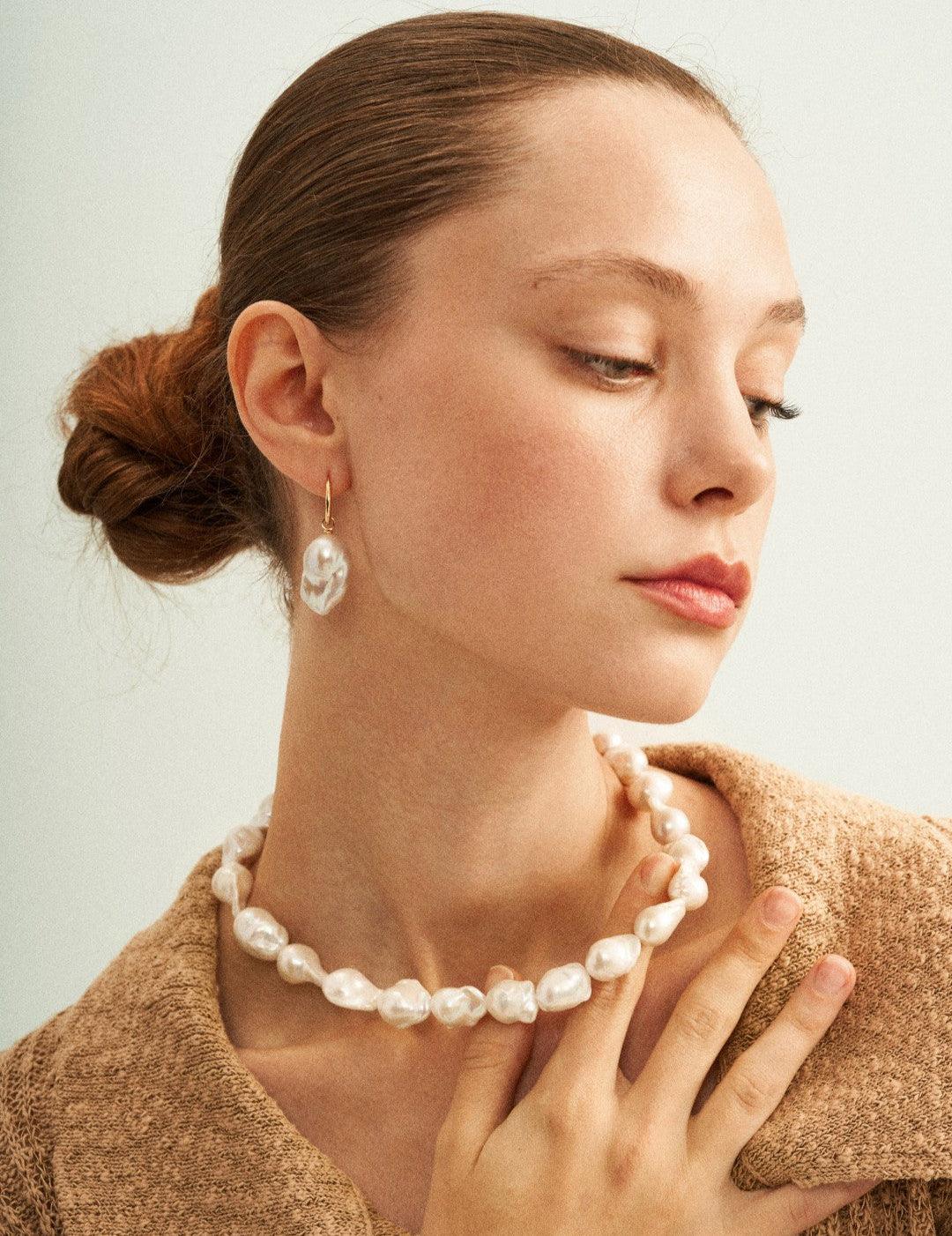 Shaped Big Baroque Beaded Choker Necklace - Gembea Jewelry