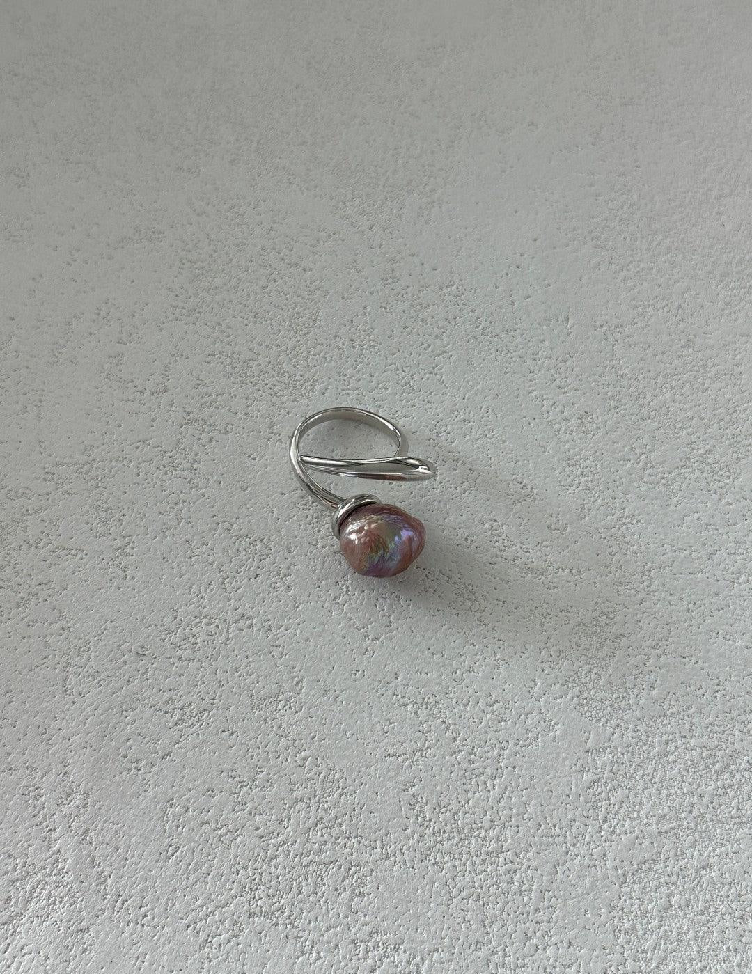 Sharp Knife Shape Colored Large Baroque Pearl Rings - Gembea Jewelry