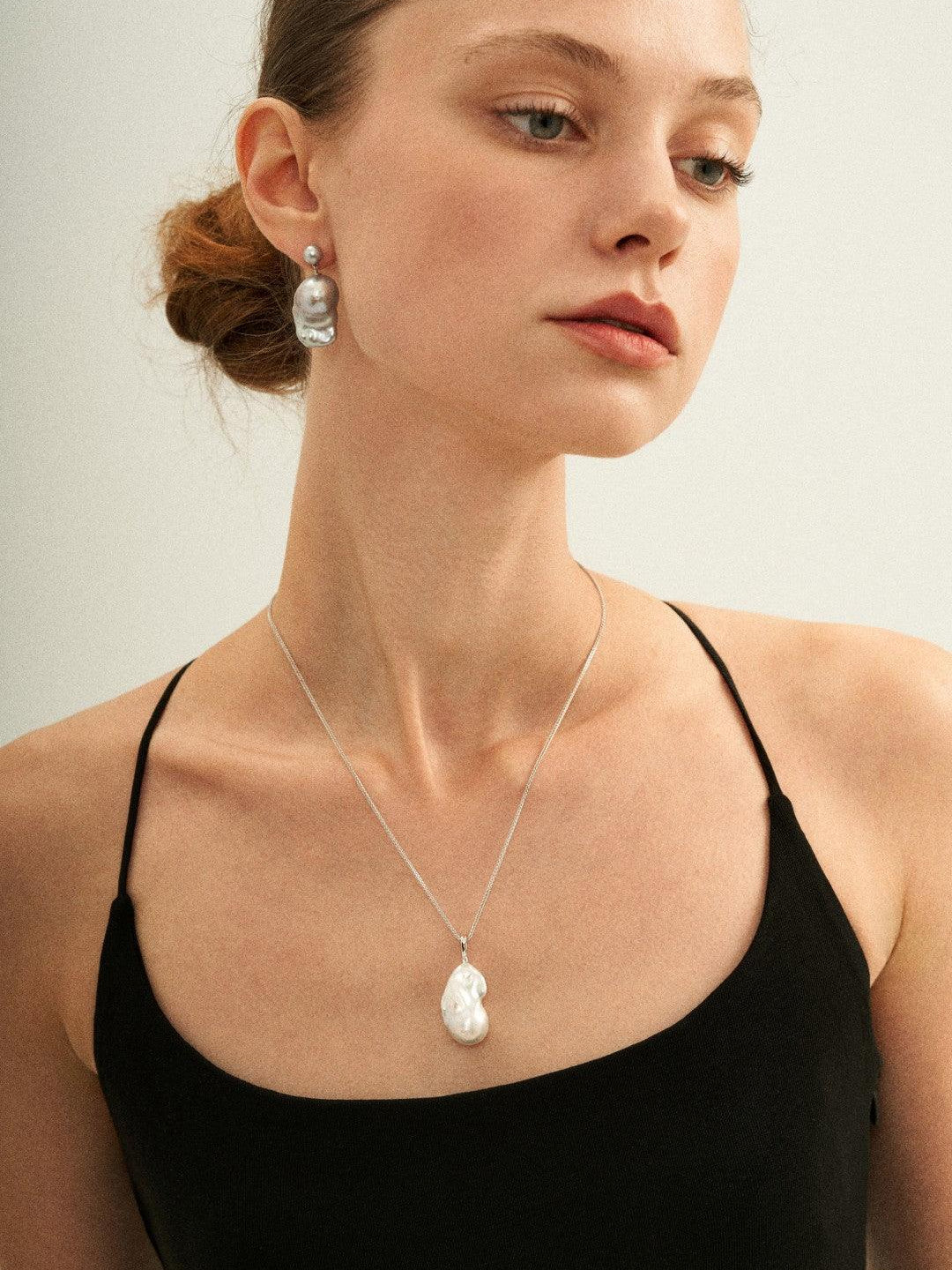 Silver Chain Baroque Pearl Pendant Necklace - Gembea Jewelry