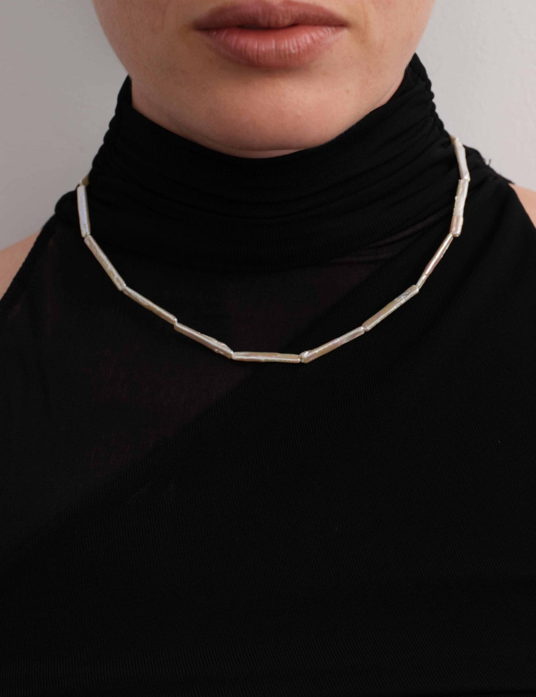 Simple Linea Baroque Pearl Necklace gembea jewelry