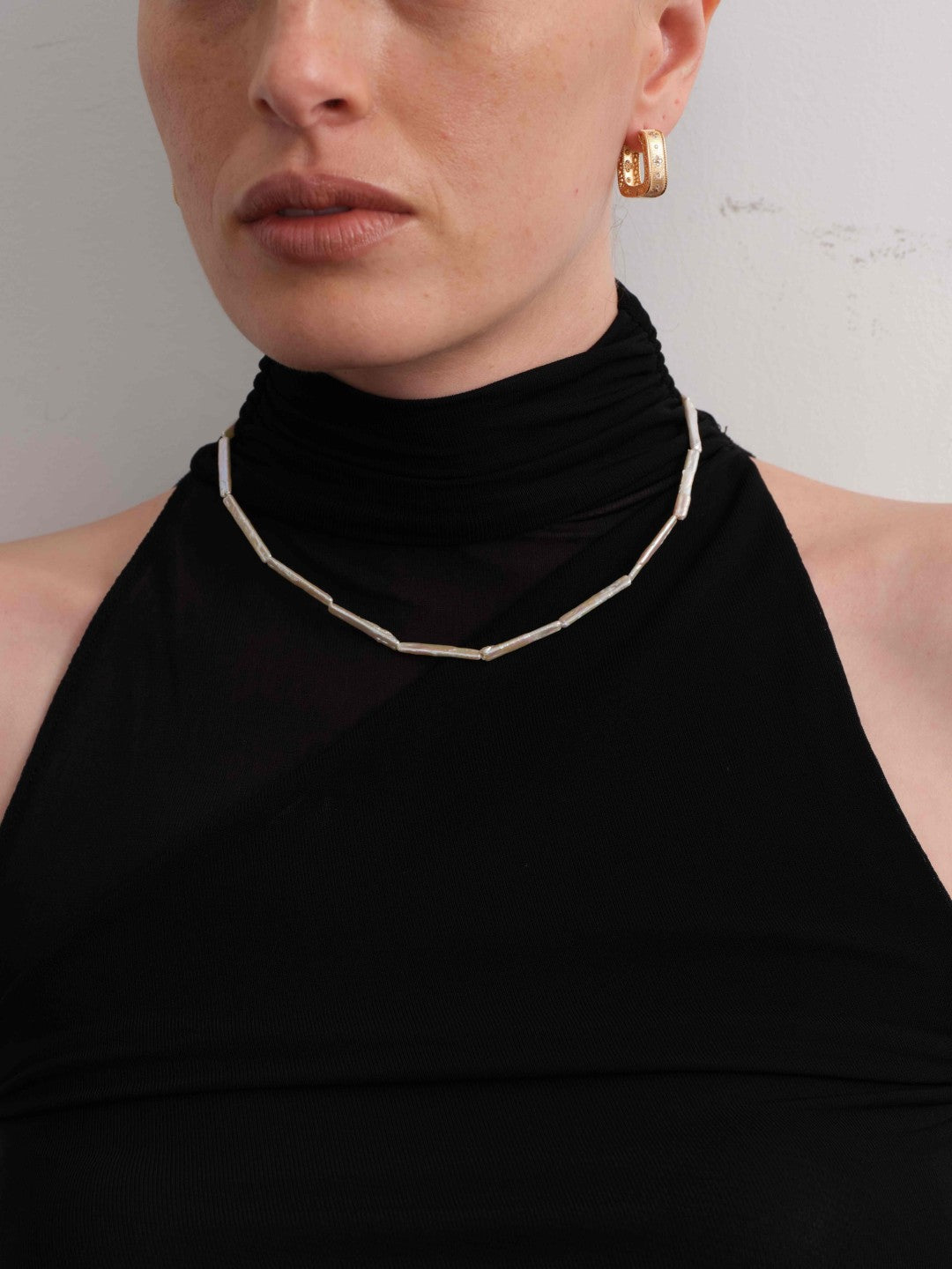 Simple Linea Baroque Pearl Necklace gembea jewelry