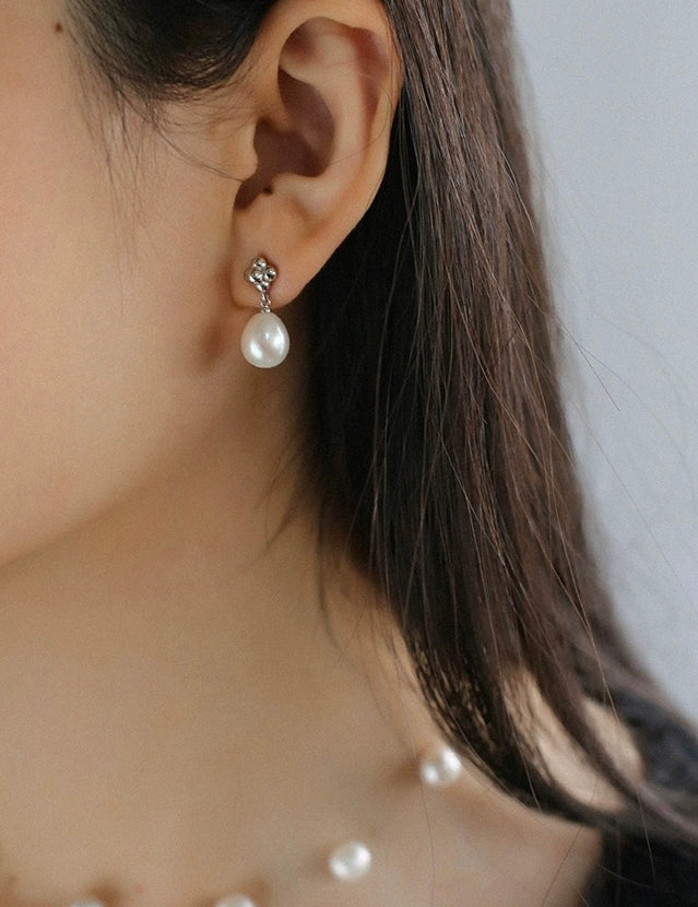 Simple Natural Pearl Stud Earrings Gembea jewelry