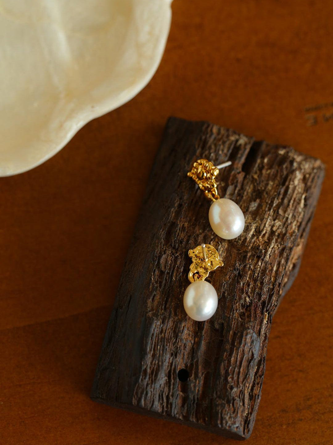 Simple Oval Pearl Long Drop Earrings - Gembea Jewelry