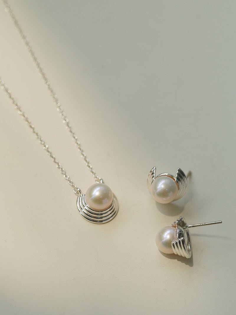 Simple Spiral Pearl Pendant Chain Necklace gembea jewelry