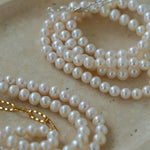 Square Floral Chain Pearl Choker Necklace - Gembea Jewelry