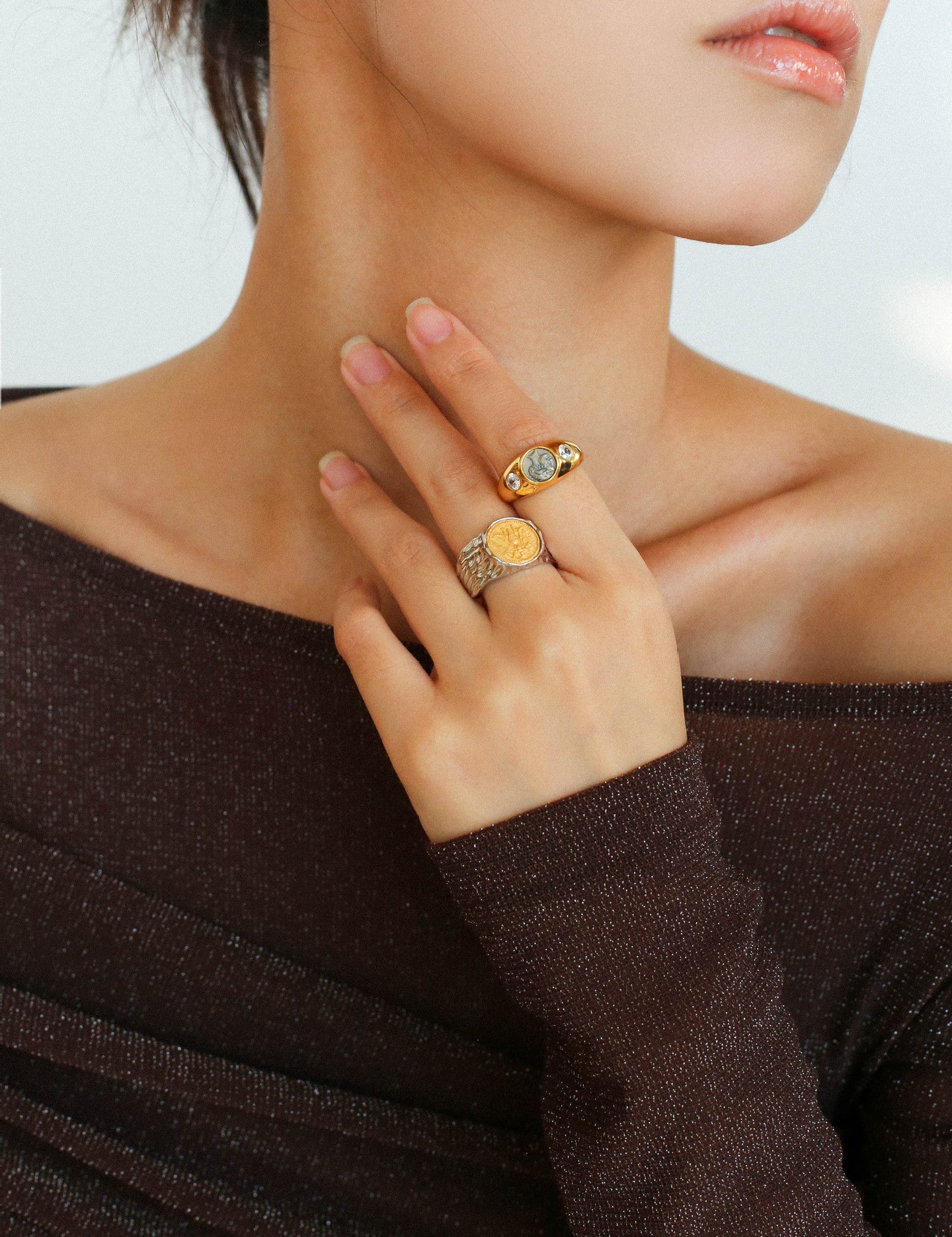 Style H Vintage Bee Coins Ring-Gembea Jewelry