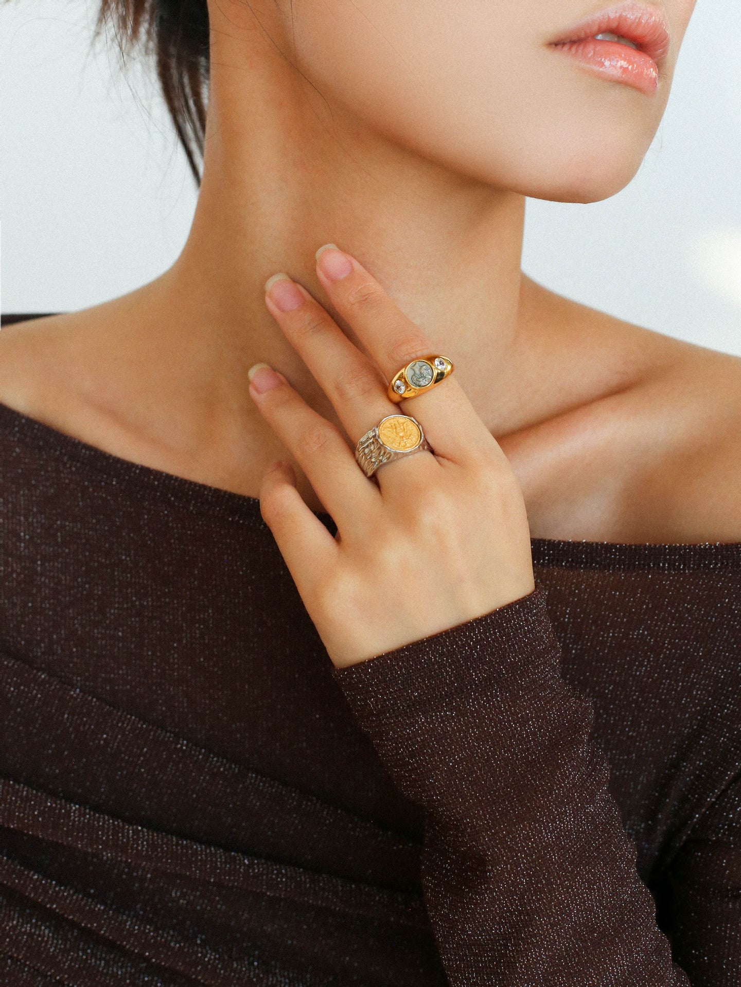 Style H Vintage Bee Coins Ring-Gembea Jewelry