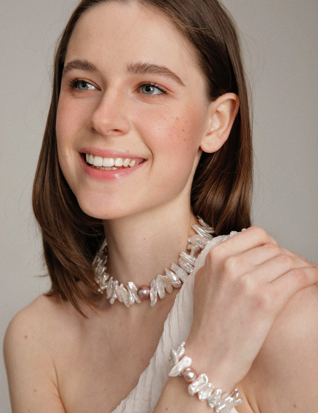 Gembea Jewelry Sunflower Baroque Colored Pearl Bracelet